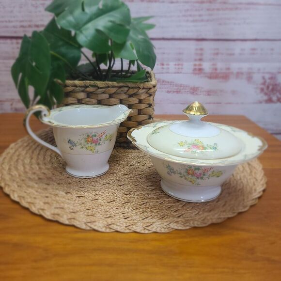 Vintage Porcelain Cream and Sugar Set Made in Japan - Picture 2 of 14